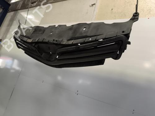 Used Grille Grille TOYOTA AURIS (_E15_) 2.0 D-4D (ADE150_, ADE150R) (126 hp) 23964739 23964739