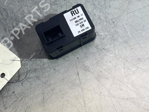 Left front window switch OPEL MERIVA A MPV (X03) 1.4 16V Twinport LPG (E75) | BP26893250I27 - Image 3