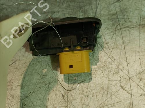 Used Right front window switch Right front window switch FORD FIESTA VI (CB1, CCN) 1.6 TDCi (90 hp) 22789792 22789792