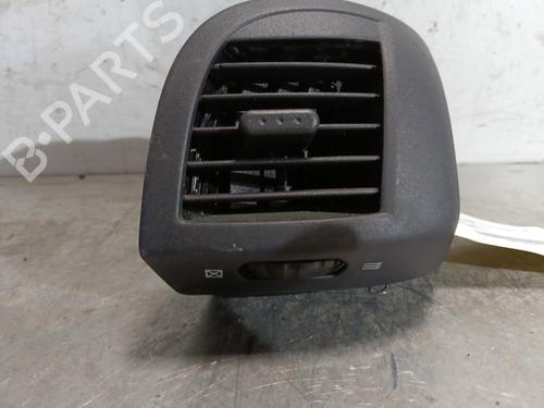 Used Air vent NISSAN MICRA III (K12) 1.2 16V (80 hp) 27186077