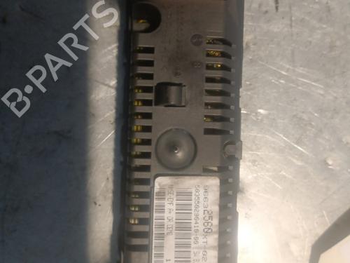 Used Display monitor Display monitor CITROËN C2 (JM_) 1.1 (60 hp) 21717995 21717995