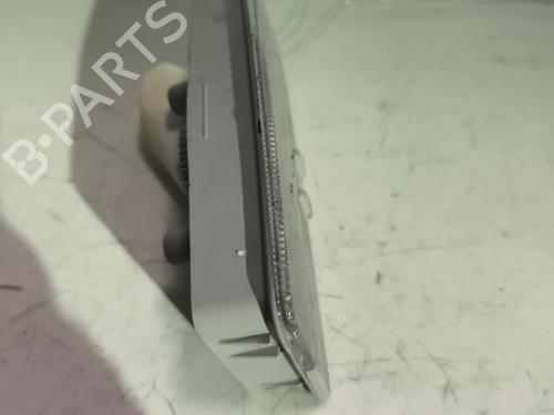 interior-roof-light-vw-up-121-122-bl1-bl2-bl3-123-2011-23948861 main image