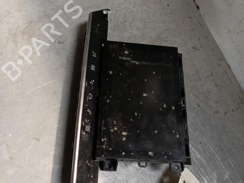 Used Display monitor CITROËN C5 AIRCROSS (A_) 1.6 PureTech 180 (A45GFR) (181 hp) 28442905