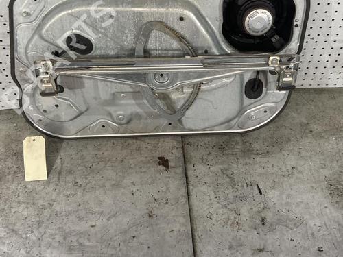 Used Left front window motor Left front window motor FORD FOCUS II Turnier (DA_, FFS, DS) 1.6 TDCi (109 hp) 21719255 21719255