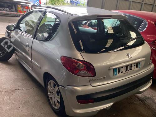 Left taillight PEUGEOT 206+ (2L_, 2M_) 1.4 HDi eco 70 | BP22421497C34 