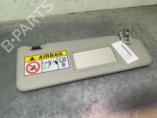 hjre-solskrm-dacia-duster-hm_-2017-31816117 main image