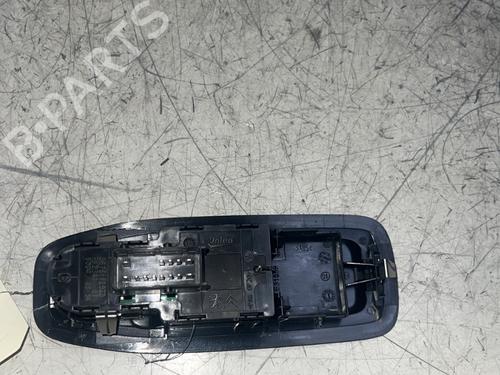 Used Left front window switch Left front window switch PEUGEOT 208 I (CA_, CC_) 1.2 VTI 82 (82 hp) 26028485 26028485
