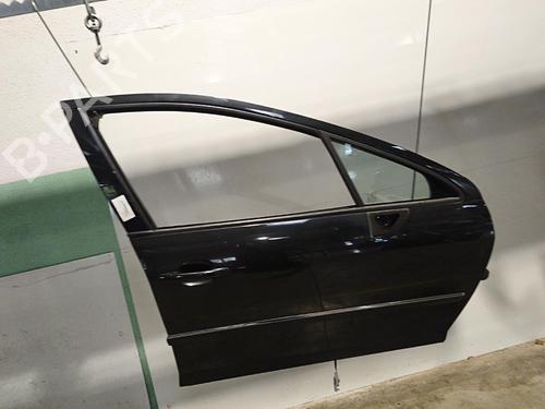 Used Right front door Right front door 38568263 38568263