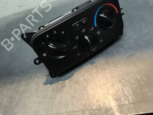 Commande Chauffage JEEP CHEROKEE (KJ) 2.8 CRD 4x4 (163 hp) 32995037