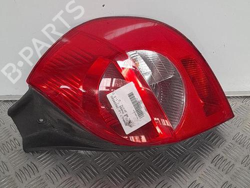 Used Right taillight RENAULT CLIO III (BR0/1, CR0/1) 1.5 dCi (C/BR0G, C/BR1G) (68 hp) 21695679