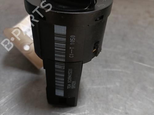 switch-vw-polo-6n2-1999-2000-2001-28173114 main image