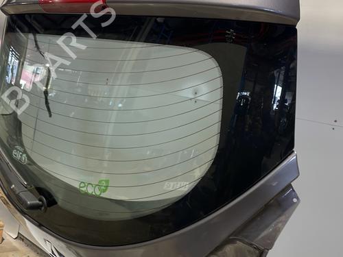 tailgate-renault-megane-iii-hatchback-bz01_-b3_-2008-25623446 main image