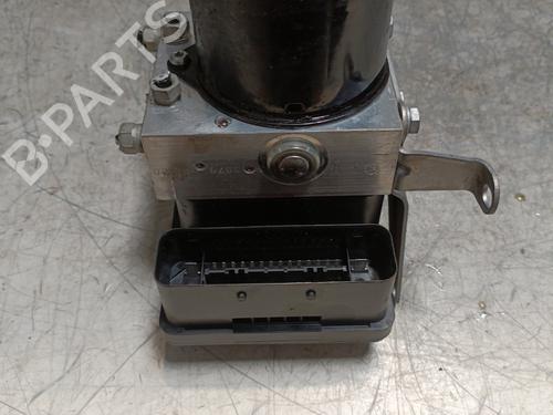 Used ABS pump BMW 1 (E81) 118 d (143 hp) 26156110