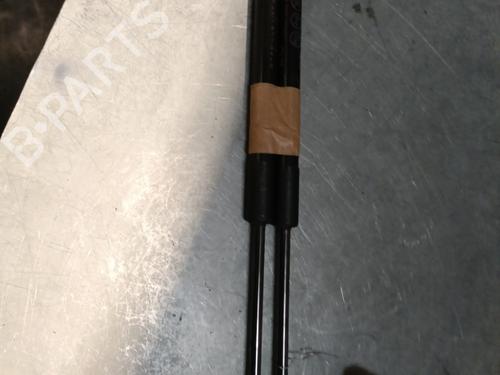Tailgate lift support TOYOTA YARIS (_P13_) 1.5 (NSP131_) | BP27893801C138 