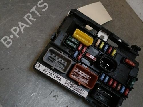 fuse-box-citroen-c3-ii-sc_-2009-28443732 main image