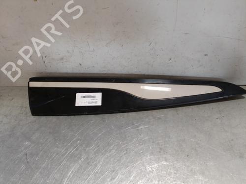 Used Door moulding trim RENAULT CLIO IV Grandtour (KH_) 1.5 dCi 90 (KHN3, KHN4) (90 hp) 29347929