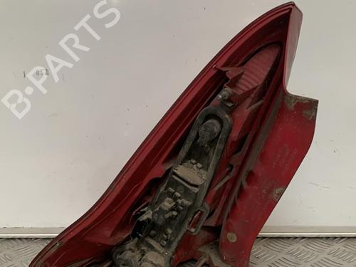 right-taillight-citroen-c4-coupe-la_-16-hdi-6351t6-2004-2005-2006-2007-2008-2009-2010-2011-2012-2013-21712449 main image