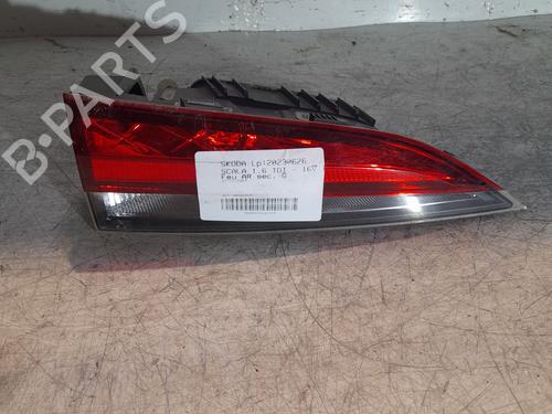 Used Left tailgate light Left tailgate light SKODA SCALA (NW1) 1.6 TDI (116 hp) 22789429 22789429