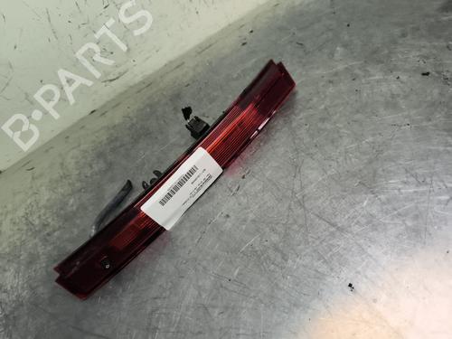 Troisième feu stop RENAULT CAPTUR I (J5_, H5_) 1.5 dCi 90 (J5N4, J5M5, J5MW, J5M6, J5AL, J5AJ) (90 hp) 32994518