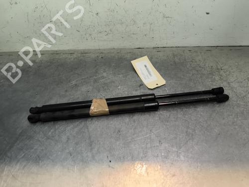 Used Tailgate lift support VW TOURAN (1T3) 1.2 TSI (105 hp) 32045396