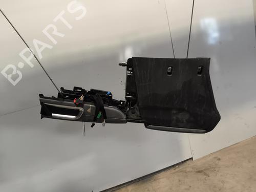 Used Armrest / Center console Armrest / Center console CITROËN C5 AIRCROSS (A_) 1.6 PureTech 180 (A45GFR) (181 hp) 29347944 29347944