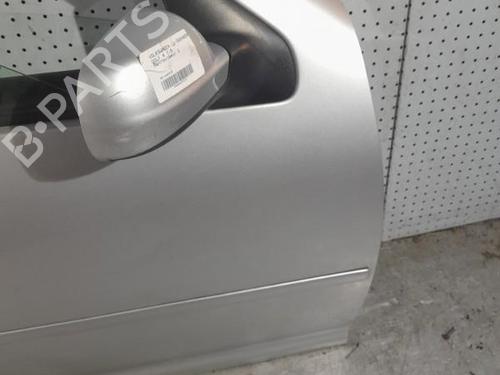 Used Right front door Right front door 21713652 21713652