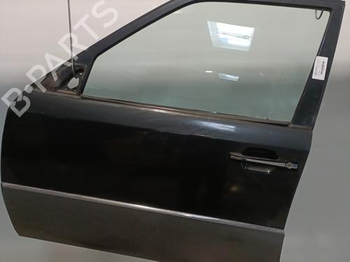 Used Left front door MERCEDES-BENZ 124 Saloon (W124) 300 D (124.130) (113 hp) 25624958