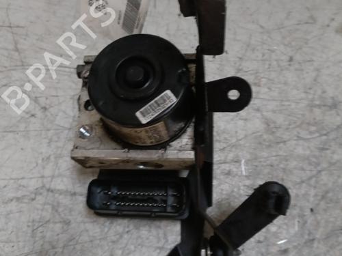 Used ABS pump RENAULT MEGANE III Hatchback (BZ0/1_, B3_) 1.5 dCi (106 hp) 21693201