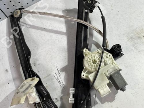 Right front window motor PEUGEOT 308 II (LB_, LP_, LW_, LH_, L3_) 1.5 BlueHDi 130 | BP24222630E20 