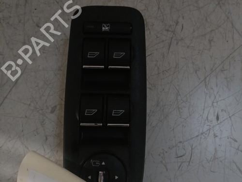 Left front window switch FORD KUGA I 2.0 TDCi 4x4 | BP25336545I27 - Image 3