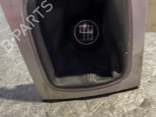 Used Shift knob Shift knob AUDI A3 (8P1) 2.0 TDI 16V (140 hp) 21700109 21700109