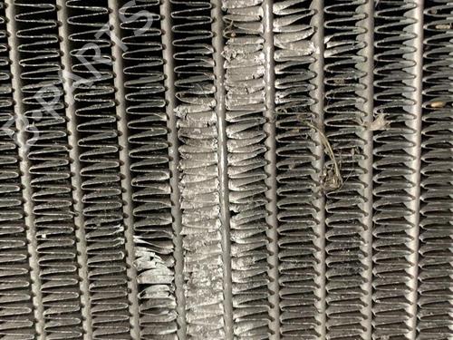 Used Water radiator Water radiator 21724164 21724164