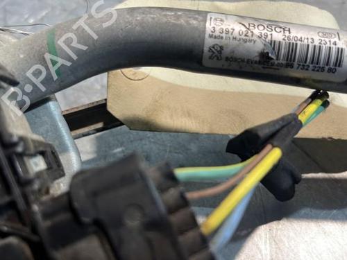 Front wiper motor PEUGEOT 208 I (CA_, CC_) 1.4 HDi | BP21713505M29 