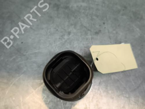 air-vent-audi-tt-roadster-8n9-1999-2000-2001-2002-2003-2004-2005-2006-2007-31872353 main image