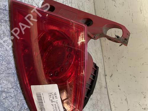 Used Right taillight SEAT LEON (1P1) 1.9 TDI (105 hp) 21704362