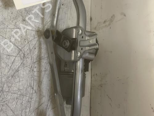 Used Front wiper motor Front wiper motor PEUGEOT 208 I (CA_, CC_) 1.2 VTI 82 (82 hp) 22035028 22035028