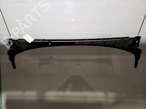 Griglia sotto parabrezza RENAULT MEGANE IV Hatchback (B9A/M/N_) 1.5 dCi 90 (B9A1) (90 hp) 32996313