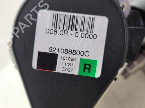front-right-seatbelt-dacia-sandero-ii-2012-34283118 main image