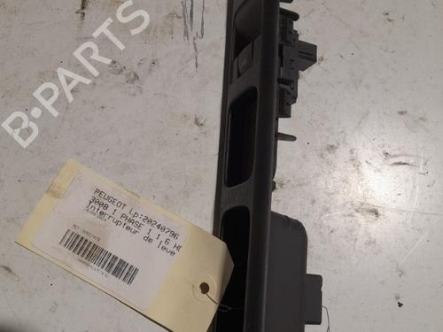 Used Left front window switch Left front window switch PEUGEOT 3008 I MPV (0U_) 1.6 HDi (112 hp) 21696662 21696662