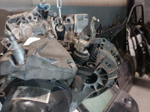 Used Gearbox Gearbox RENAULT TWINGO II (CN0_) 1.2 Turbo (CN0C, CN0F) (100 hp) 21703816 21703816