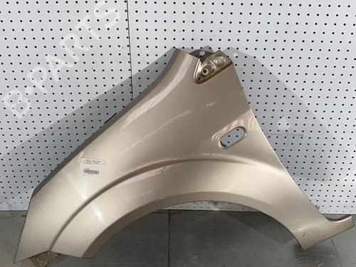 Used Left front fenders FORD FIESTA V (JH_, JD_) 1.4 TDCi (68 hp) 21720425