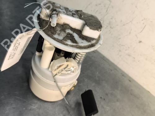 Used Fuel pump RENAULT CLIO II (BB_, CB_) 1.2 (BB0A, BB0F, BB10, BB1K, BB28, BB2D, BB2H, CB0A,... (58 hp) 30357423