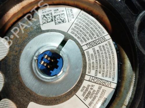 driver-airbag-dacia-duster-hs_-15-dci-4x4-985708387r-2010-2011-2012-2013-2014-2015-2016-2017-2018-21705806 main image