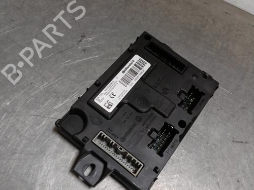 Used Fuse box Fuse box RENAULT CLIO IV (BH_) 1.5 dCi 75 (75 hp) 28443559 28443559