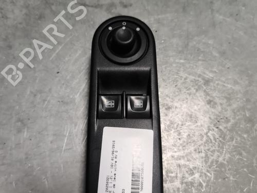 Used Left front window switch RENAULT CLIO IV (BH_) 1.2 16V (73 hp) 26894082