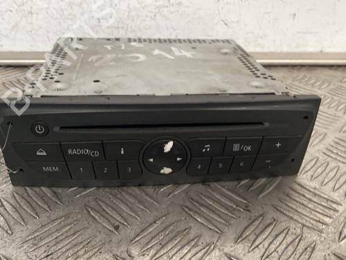 Used Radio RENAULT CLIO III (BR0/1, CR0/1) 1.5 dCi (BR17, CR17) (86 hp) 21711082
