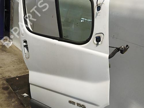 right-front-door-renault-trafic-ii-van-fl-2001-37184178 main image