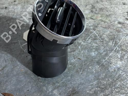 Air vent PEUGEOT 5008 (0U_, 0E_) 1.6 HDi | BP23823847I21 