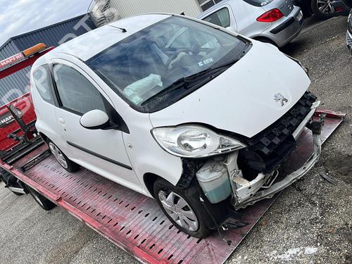 Front wiper motor PEUGEOT 107 (PM_, PN_) 1.0 | BP21722600M29 