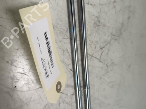 Tailgate lift support HYUNDAI SANTA FÉ I (SM) 2.0 CRDi 4x4 | BP24222526C138
